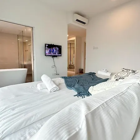 Mosaic South 5 Min To Midvalley By Jc Home Johor Bahru Exterior photo