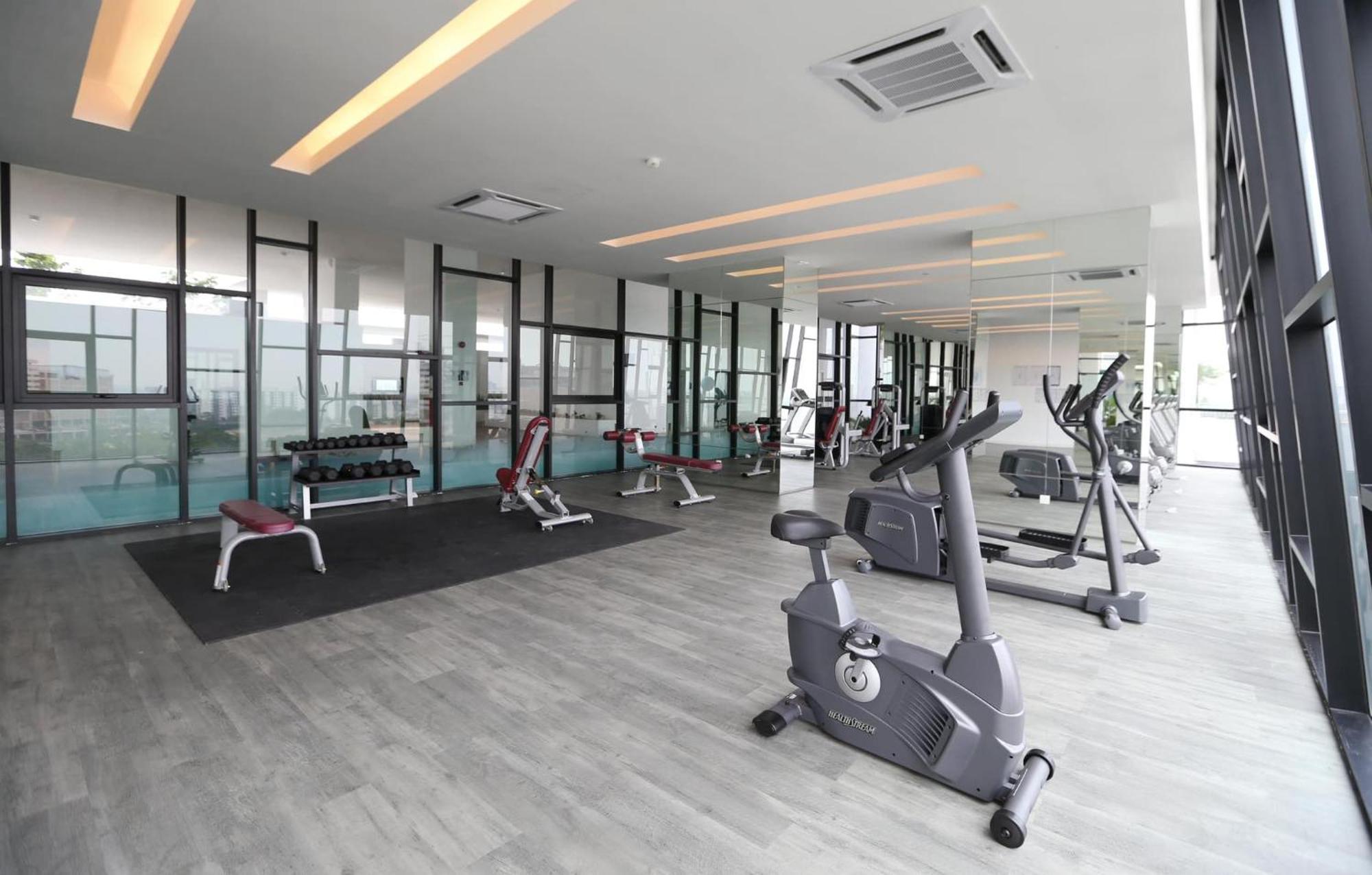 Apartment Mosaic South 5 Min To Midvalley By Jc